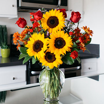SEND SAME-DAY LOVE