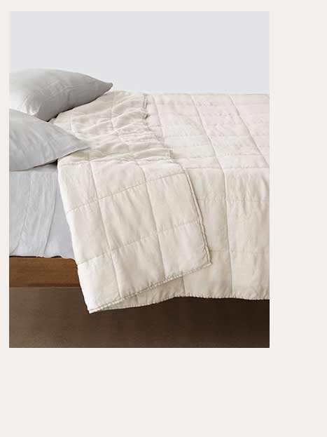 linen quilt