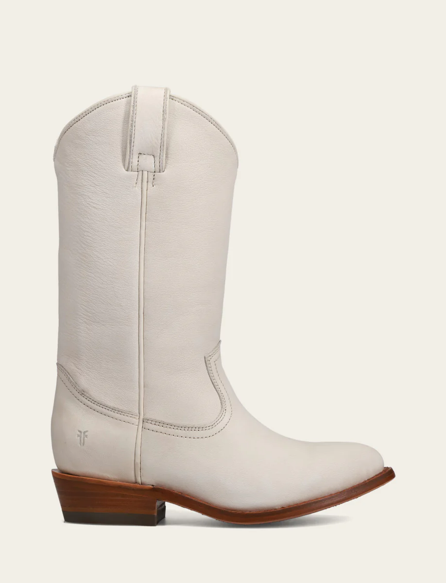 Billy Pull On White