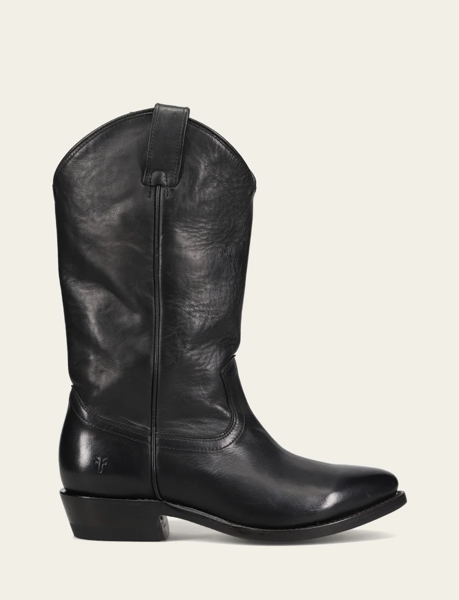 BILLY: Black