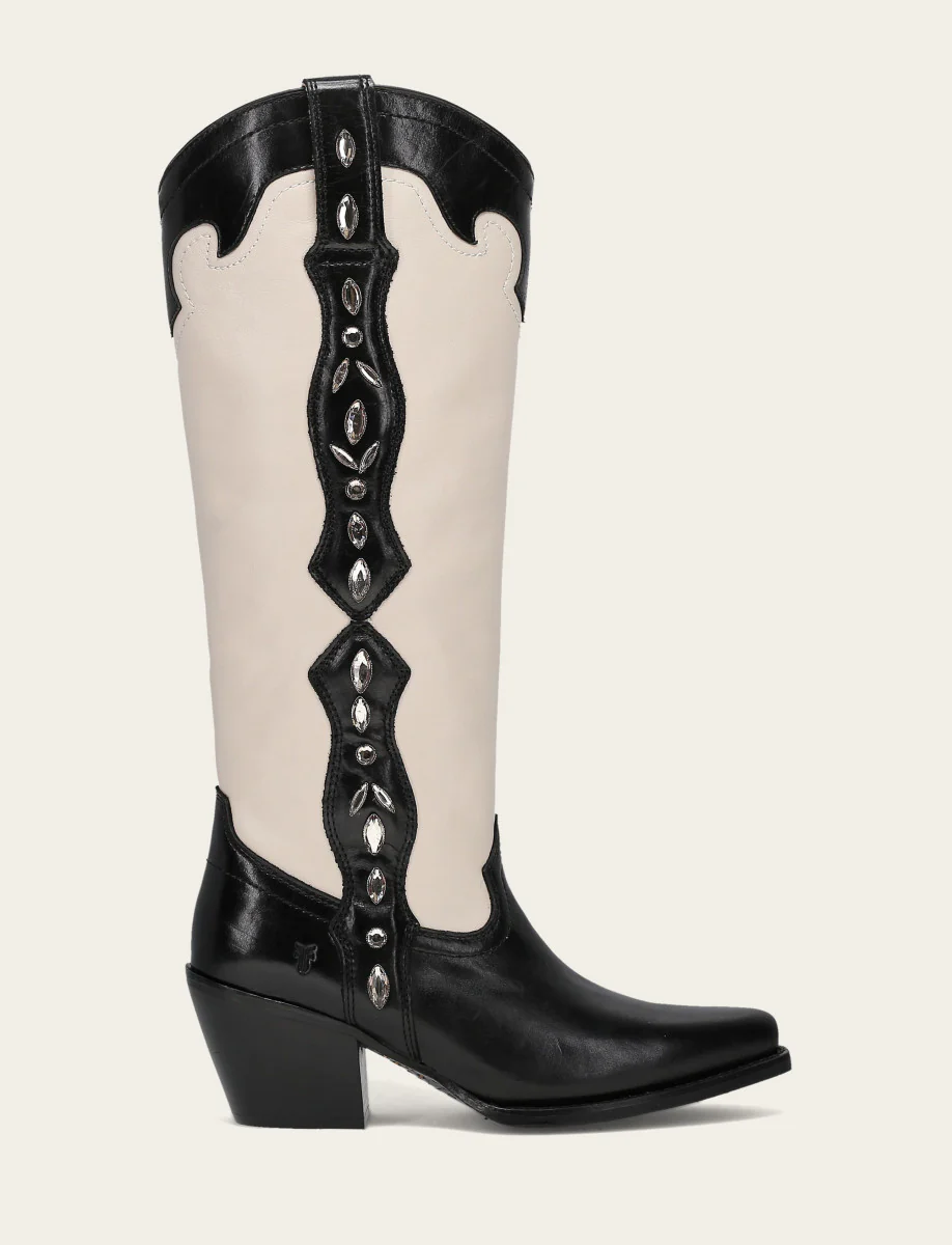LAILA: Black Ivory