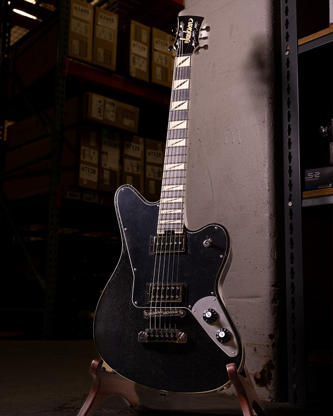 alt