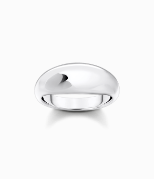 Silver ring in timesless design