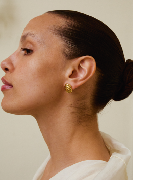 Gold-plated organic-shaped stud earrings