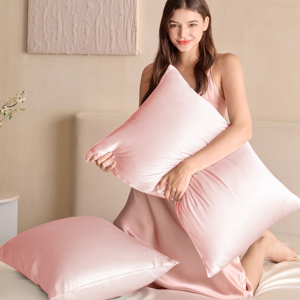 25 MOMME SILK PILLOWCASE