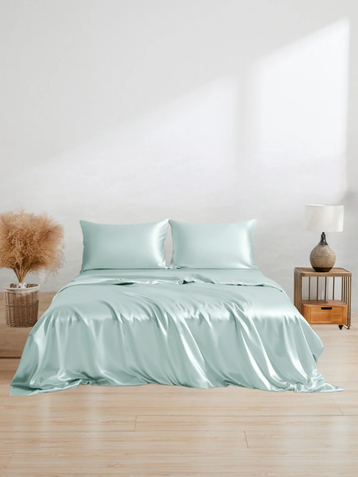 Image of 25 Momme Silk Duvet Cover Set (3 Pieces)