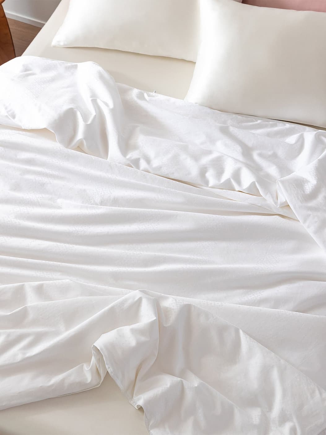 All Season 6A Mulberry Silk Filled Comforter