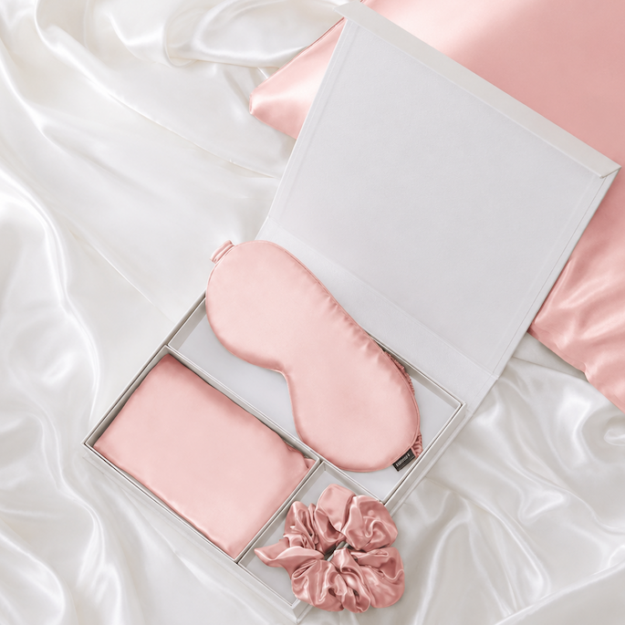 Luxury Silk Pillowcase Sleep Set