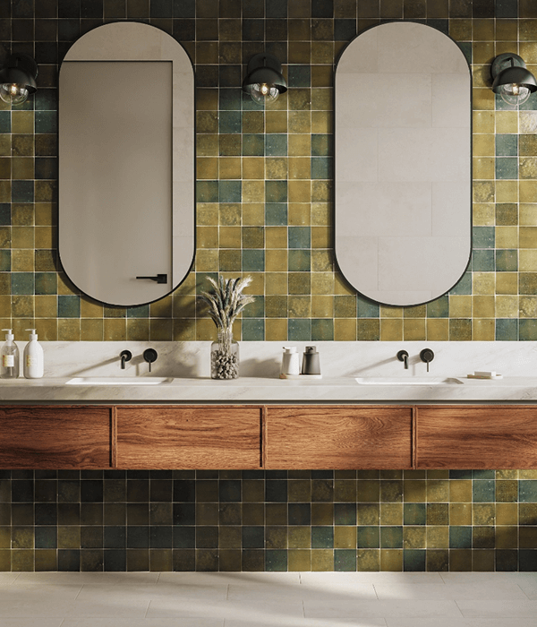 Floor-to-Ceiling Bathroom Image