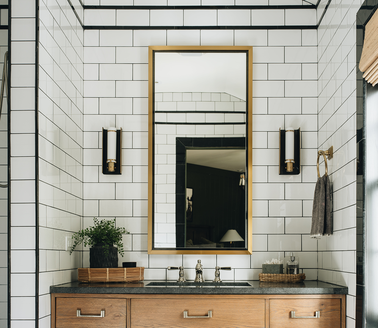 Bathroom Vanity Image