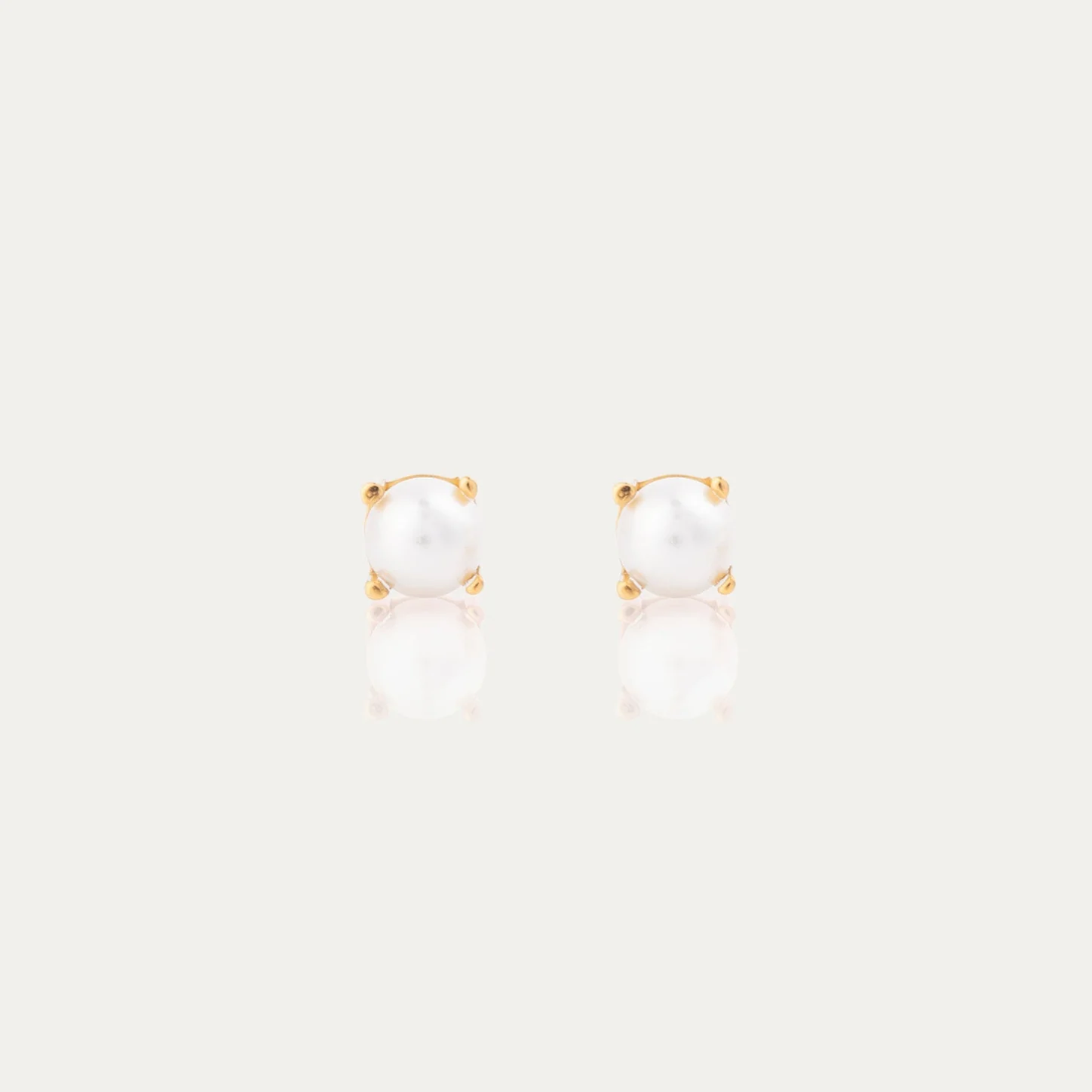 Image of Charlotte Studs