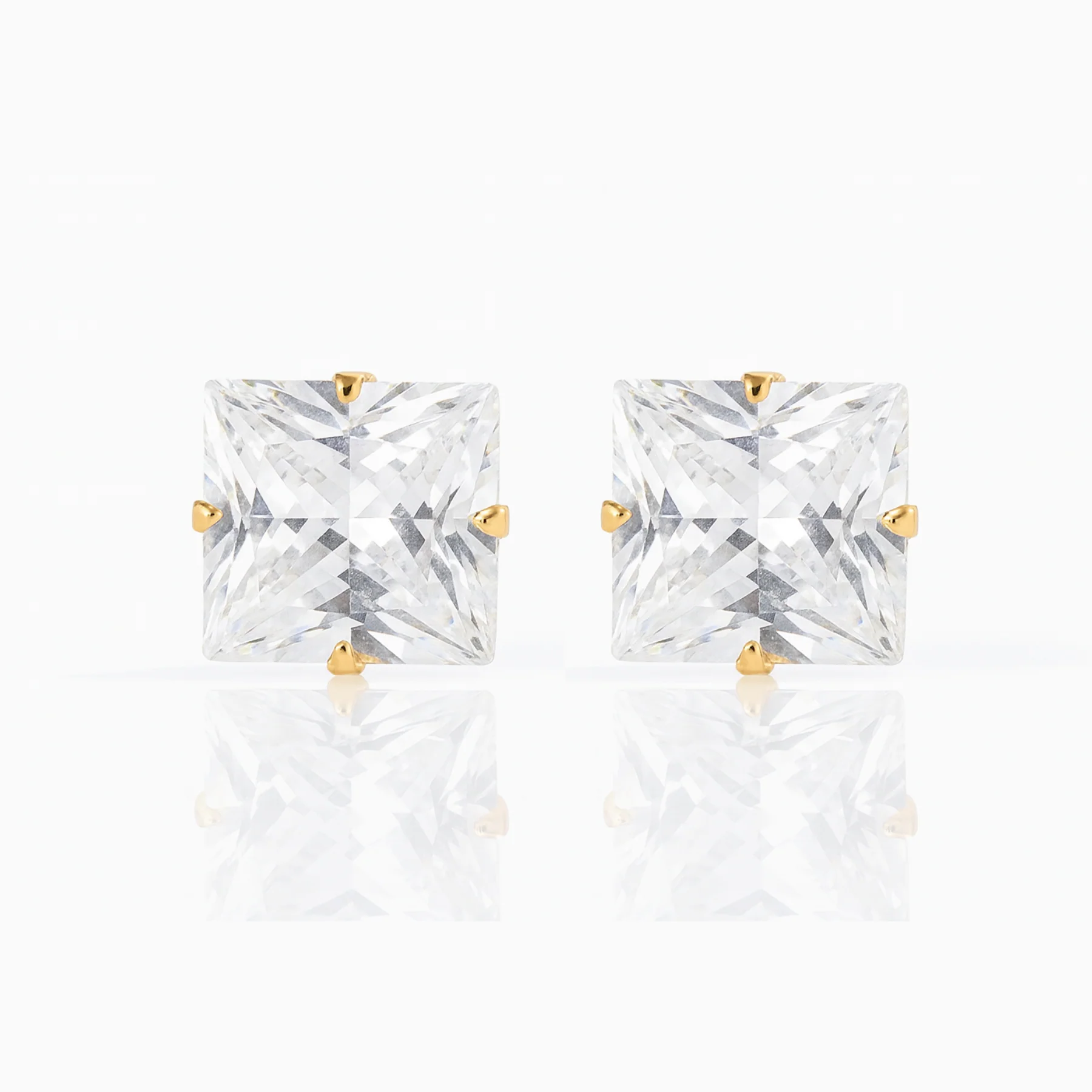 Image of Isabelle Stud Earrings