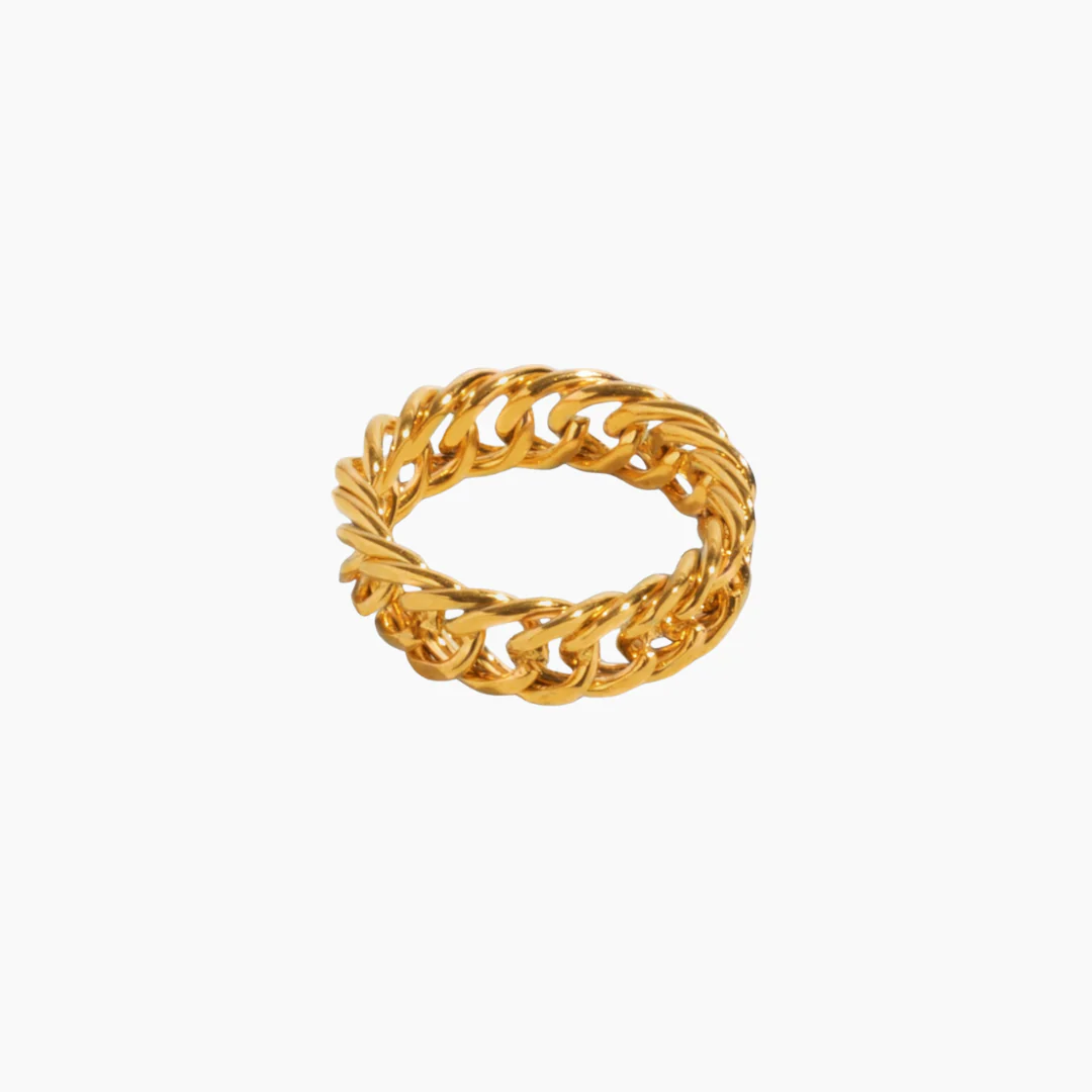 Image of Bria Ring
