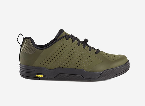 Studio shot of Bontrager Flatline Mountain Bike Shoe