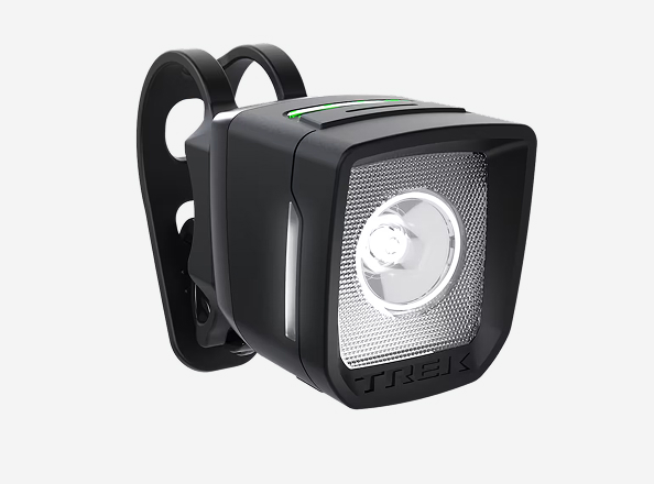 Studio shot of Ion 100 R