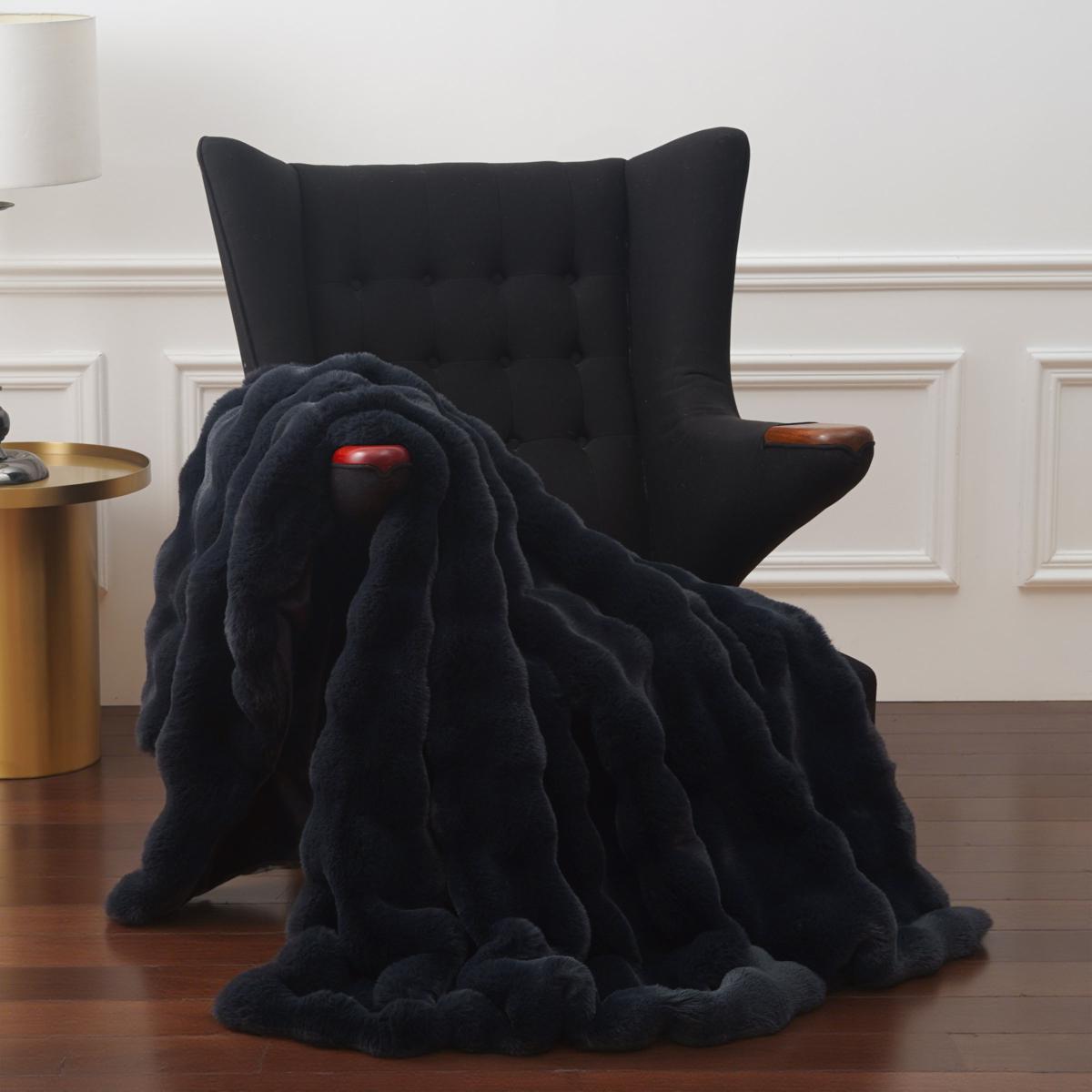 G BY G Faux Fur Throw