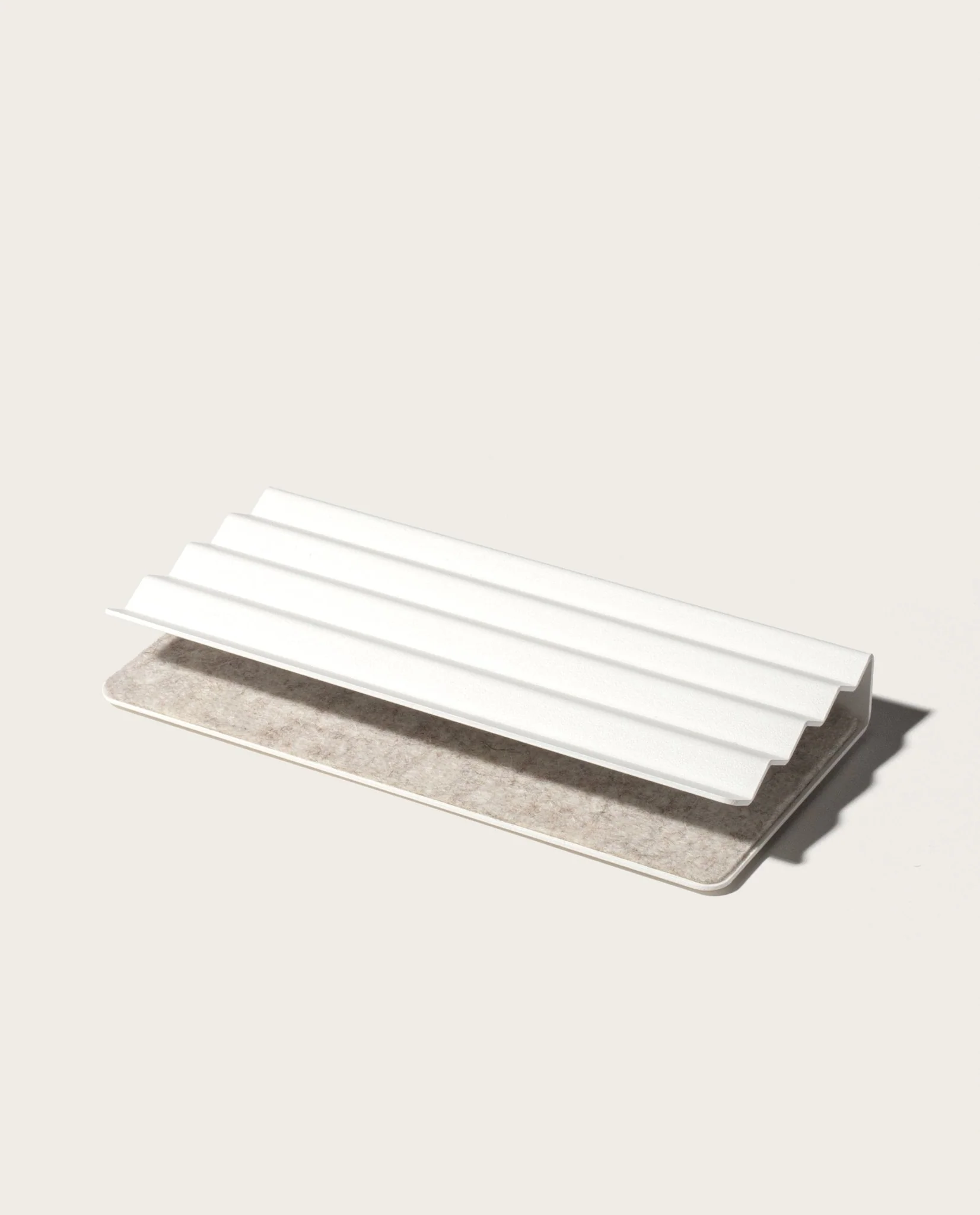 Image of Gather Zigzag Tray (White)