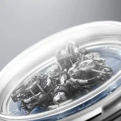 Close-Up on the Super Freak highlighting the  double tourbillon