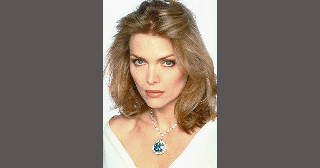 Actress Michelle Pheiffer wears a necklace featuring the Hope Diamond