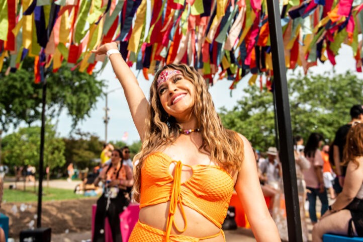 A festivalgoer at Sueños Music Festival in Grant Park