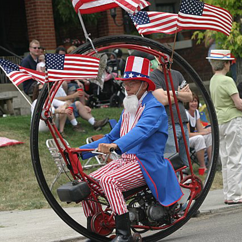 Image of a participant at the Doo-Dah parade.