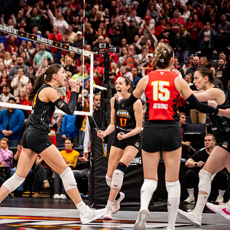 Image of players on Columbus Fury.