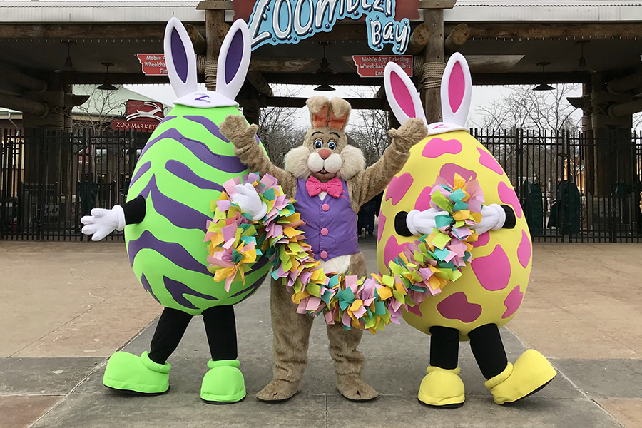 Image of Easter characters at the Columbus Zoo and Aquarium.