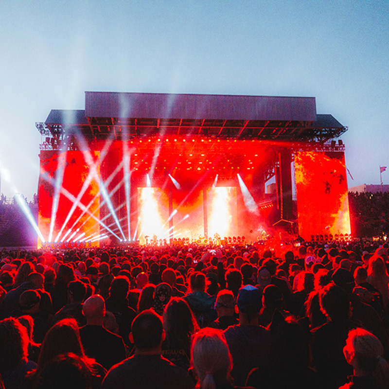 Image of main stage at Sonic Temple Art & Music Festival.