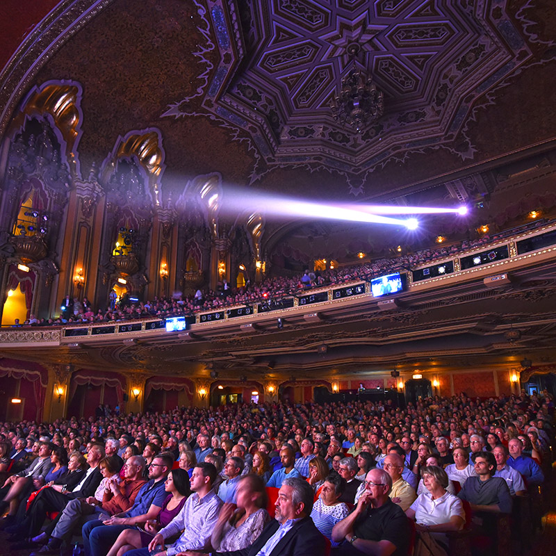 Image of attendees at Ohio Theatre.