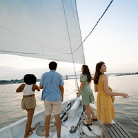 Friends sailing on one of Williamsburg’s storied and serene waterways.