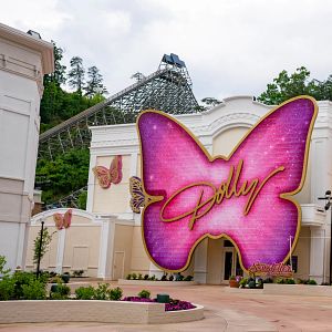 Dollywood Theme Park | The Dolly Parton Experience