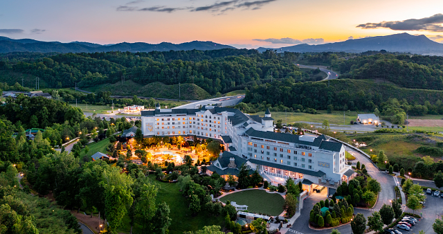 Dollywood's DreamMore Resort And Spa