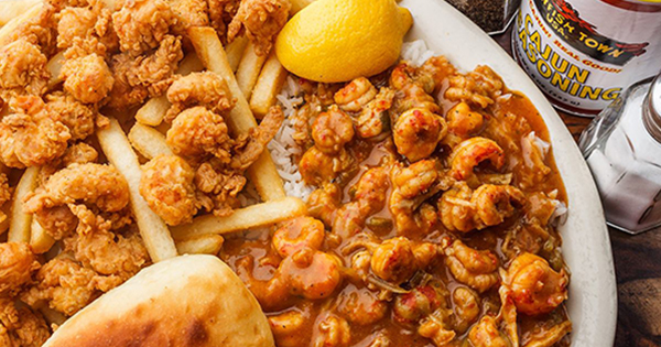crawfish étouffée and fried shrimp