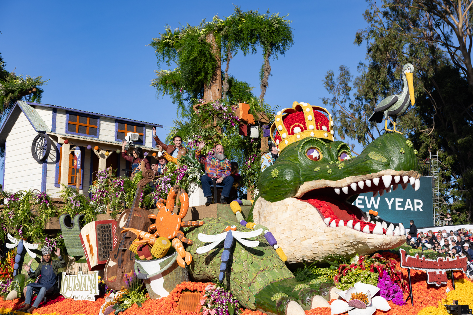 Louisiana Rose Parade float