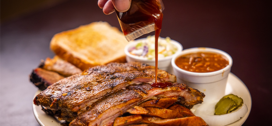 A barbecue plate from Cou-Yon's in Morgan City, Louisiana.