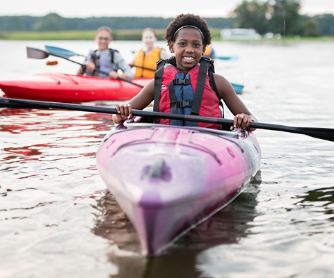 Picture of people kayaking.