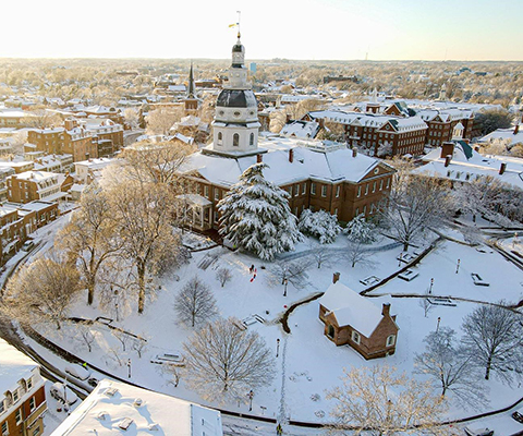 Picture of a snowy aerial view of the Capital of Maryland in Annapolis.
