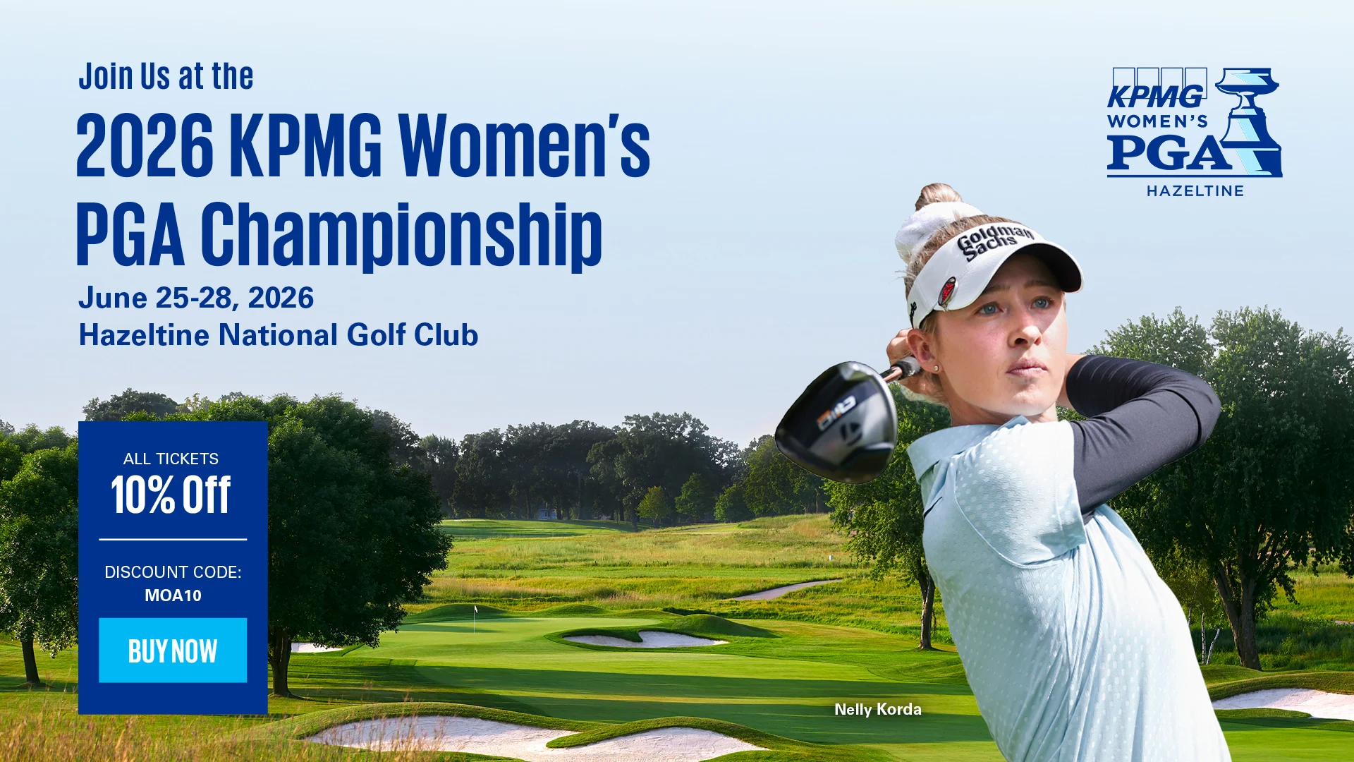 a woman be golfin