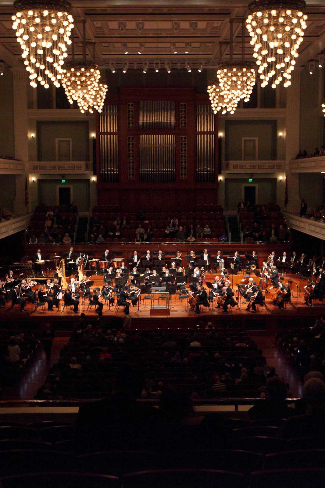 A Dolly-Inspired Summer in Music City Giveaway