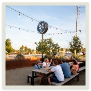 PATIOS