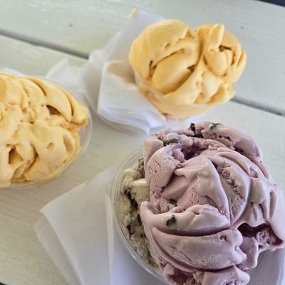 3 bowls of ice cream