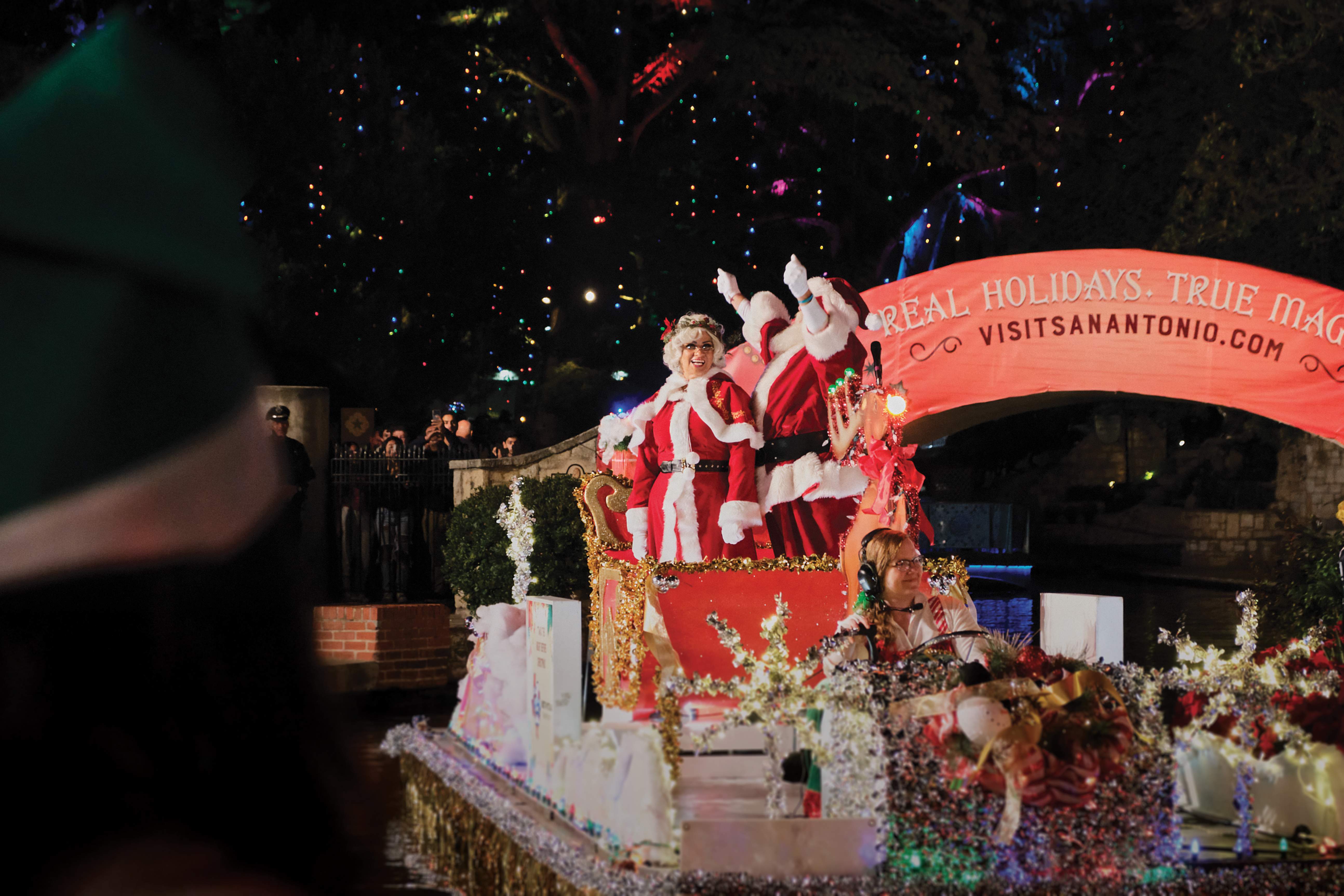 Ford Holiday River Parade