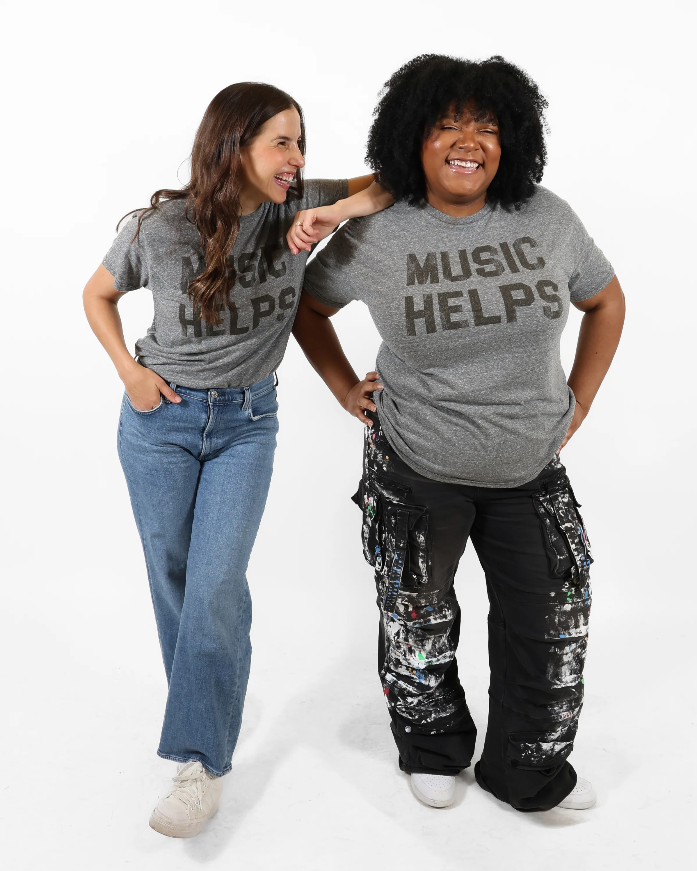 MUSIC HELPS TEE