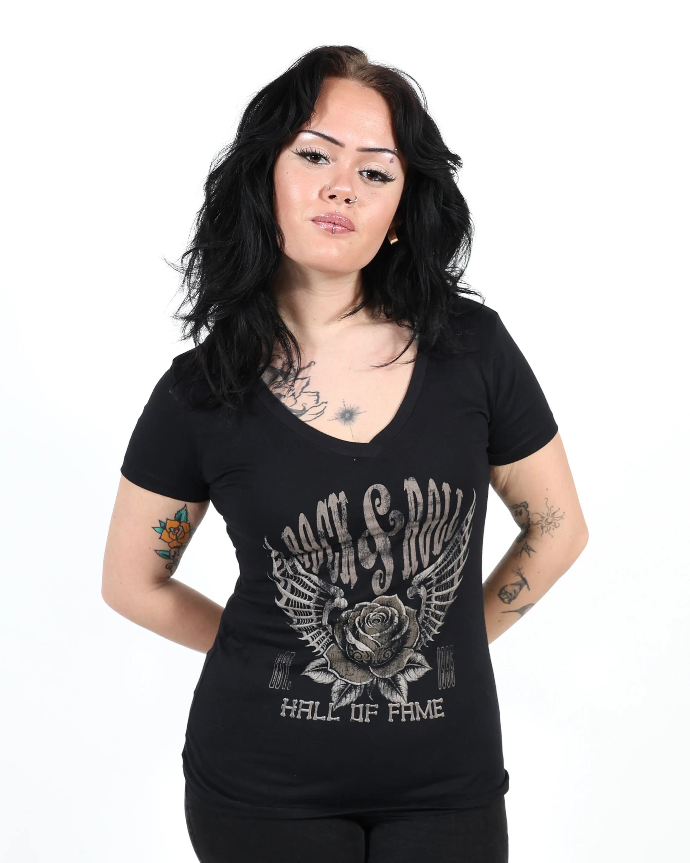 ROSE V-NECK TEE