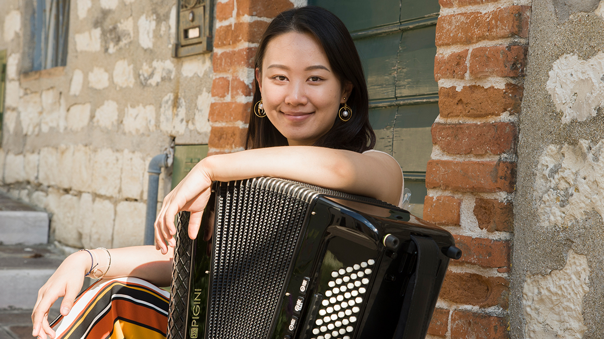 Hanzhi Wang, accordion