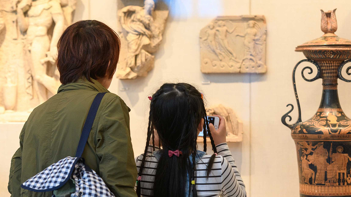 Art Trek: Celebrating Women Artists