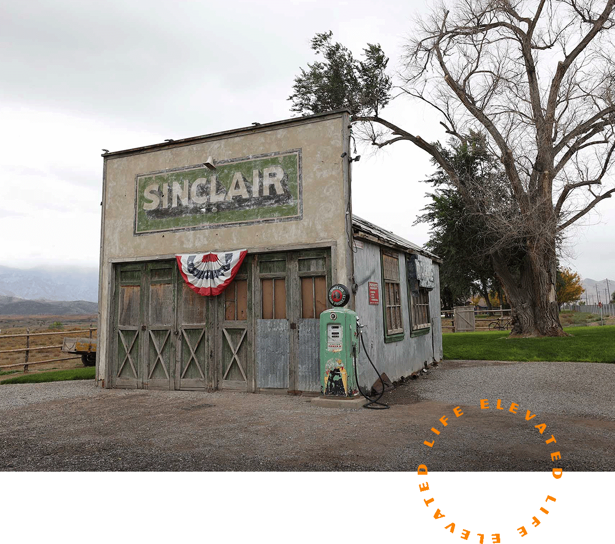 an abandoned gas station with a gas pump