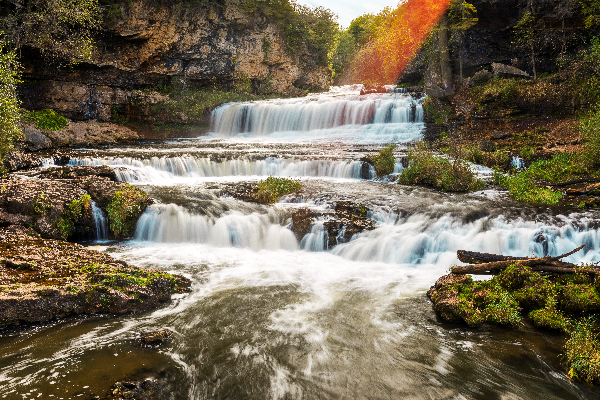 straight on view of willow falls at willow river state park