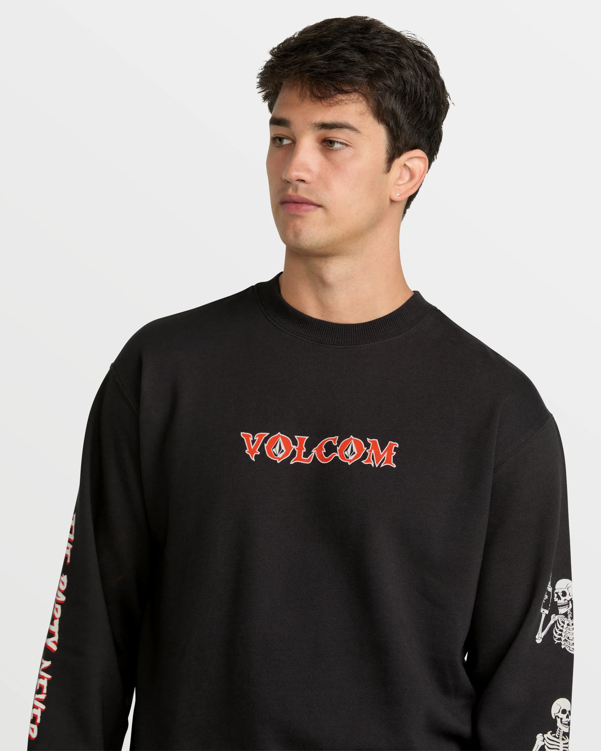 Image of Men's Never Ends Crew Sweatshirt