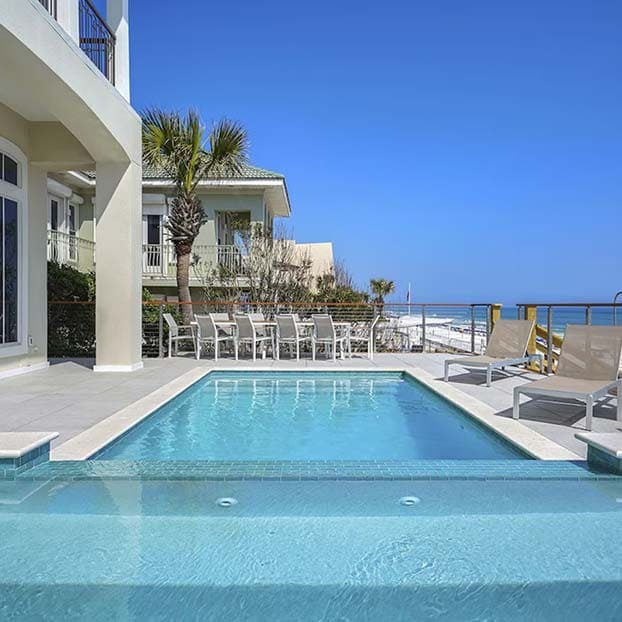 Book a waterfront vacation home in Clearwater